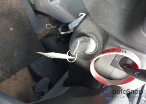 2015 Ford Transit-250 z USA, uszkodzony, nr VIN 1FTNR1ZM5FKA68055